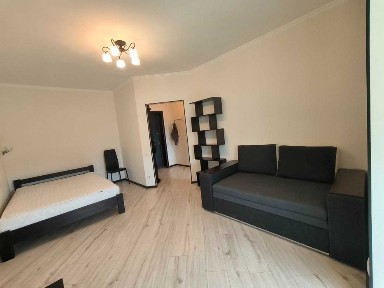 Квартира в новобудові на вул. Пулюя