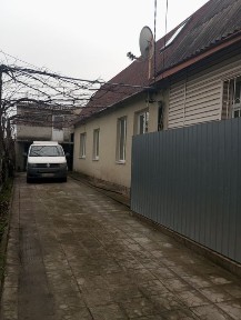 Оренда затишного будинка для великої родини