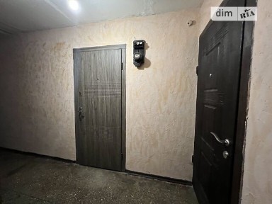 Льонокомбінатівська вулиця, район Північний, Рівне, вул. Льонокомбінатівська 15 • ID 33135542