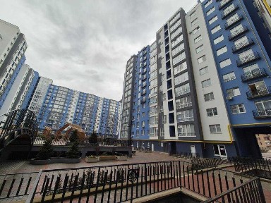 Продаю 1квартиру в Жк Княгинен