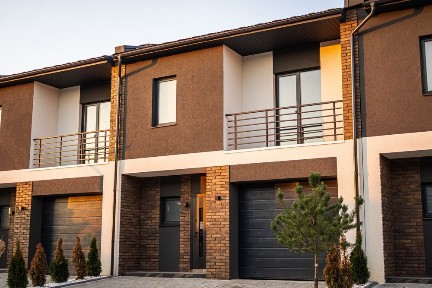 Продається 3х кімнатна зданий в експлуатацію таунхаус на Спортивній