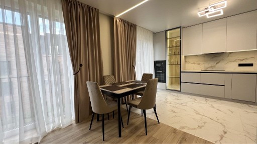 Здається сучасна 3кім в центрі з паркомісцем ЖК Клубне містечко 12