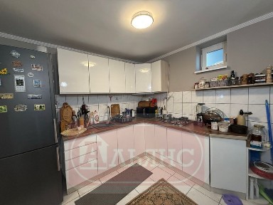 Продаж будинка в Холмоку