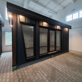 Будинок під магазин, кавярню, можна для проживання!