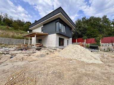 ‼️Будинок з ГАЗом, 200м2 на 15 сотках землі в с. Лісники