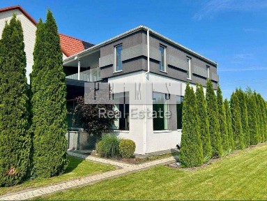 Продаж будинку, вул. Лісова, Михайлівка-Рубежівка