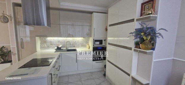 Пропонується на продаж сучасна 2 кімн. квартира