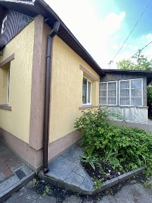 Продам Будинок просп Незалежності (зі своїм магазином)