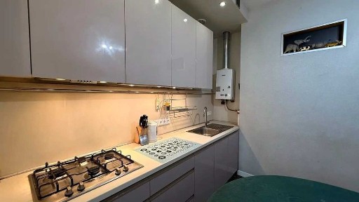 Продам 3к 77м2 шикарную! сталинку Веснина Центральный парк 89173