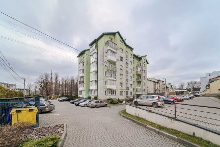 Квартира з видом на парк у м. Винники