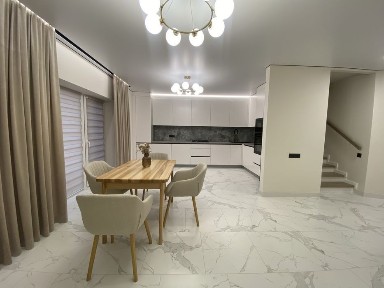 Оренда Таунхаус р-н Епіцентр в місті