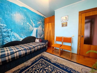 Хороша квартира в центрі Тисмениці, продаж по постановам