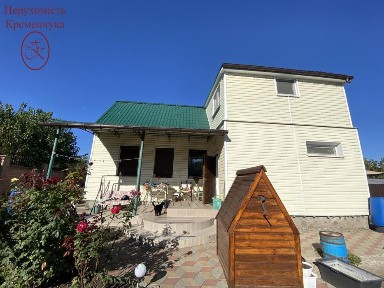 Продаж / Будинок / передмістя/ Сертифікат