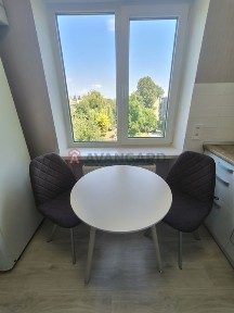 У продажу 2к квартира з ГАО, технікою та меблями.