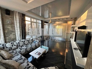 Оренда 4к квартири, вул. Мейтуса 4а, Теремки