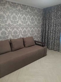 Здам 2к квартиру на Зодчих, Обойний ринок, Житомирська, перший поверх