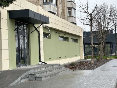 Здам 72м2! Фасад! Трафік! Стоянка! Об'єкт біля нового АТБ в одній лінії!