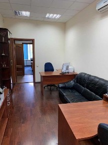 Офіс 80 кв. м, вулиця Бойчука 1-А, метро Звіринецька (Дружби Народів)