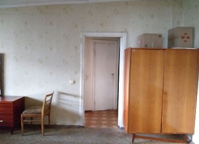 Продаж 2-х кімнатної квартири в цегляному будинку в Українці.