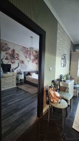 Продам затишну квартиру з ремонтом.