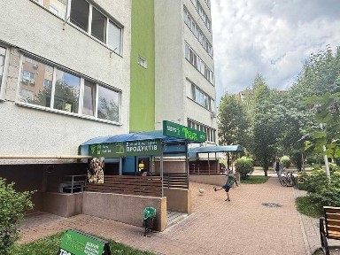 Продаж приміщення з орендарем в ЖК Піонерський Квартал.