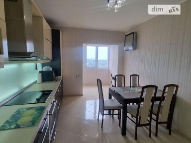 Ніжинська вулиця, мікрорайон Караваєві Дачі, район Солом'янський, Київ, метро Шулявська, вул. Ніжинська 5, кв. 88 • ID 33663492