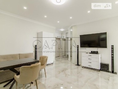 Довготривала оренда 2к квартири на узвіз Кловський 7 • ID 33638601