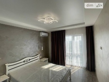 вулиця Михайла Максимовича, мікрорайон Голосіїв, район Голосіївський, Київ, метро Васильківська, вул. Михайла Максимовича 24В • ID 33600029