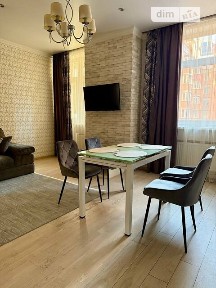 Золотоустівська вулиця, мікрорайон Солдатська Слобідка, район Шевченківський, Київ, метро Лук'янівська, вул. Золотоустівська 47-49 • ID 33568896