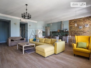 Ярославська вулиця, мікрорайон Поділ, район Подільський, Київ, метро Тараса Шевченка, вул. Ярославська 10 • ID 33521506