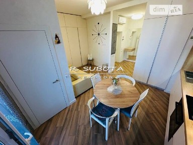 вулиця Моссаковського Володимира, мікрорайон Нагорний, район Соборний, Дніпро, вул. Моссаковського Володимира 7 корпус 3 • ID 33472378