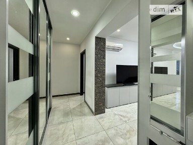 Кахи Бендукідзе вулиця, мікрорайон Чорна Гора, район Печерський, Київ, метро Звіринецька (Дружби народів), вул. Кахи Бендукідзе 2 • ID 33418720