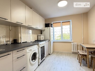 проспект Слобожанський, мікрорайон Воронцова, район Амур-Нижньодніпровський, Дніпро, просп. Слобожанський 1 • ID 33381326