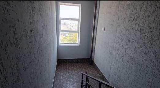 Продаж трикімнатної квартири