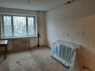 Продам 5 ком, Автономное отопление, Пр-кт Лушпы