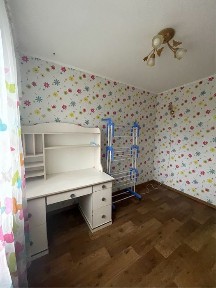 Продам 2х комнатная Салтовка Амосова23
