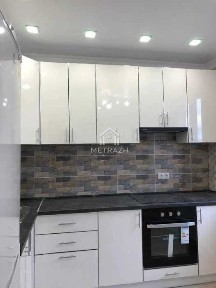 В продаже 3-х к. квартира <a href='/newbuilding/7872/view/zk-mira-3'>Мира-3</a>. Ремонт. Мебель