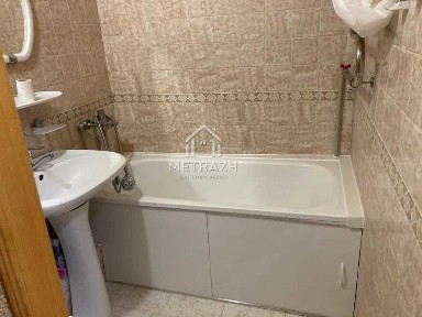 Продам 1 к. кв. на Холодной горе, 4/5 с ремонтом