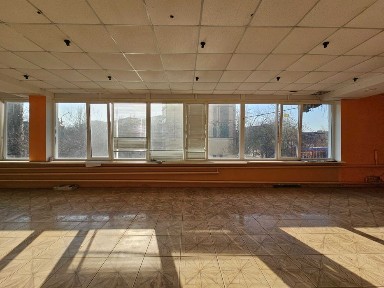 Сдаётся нежилое помещение общей площадью 171 м² на Солнечном