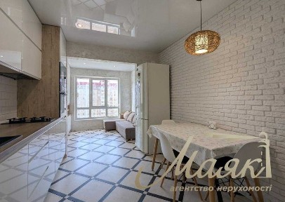 Оренда 2 кімн. квартири з авт. опаленням, 7/10