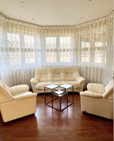 Оренда будинку Чайки <a href='/newbuilding/408/view/zk-sonctaun'>Сонцтаун</a>