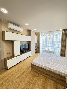 Київ, Оболонський, вулиця Левка Лук'яненка 21/19