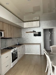 Продам квартиру та комірку в Новобудові ЖК Домбровський.