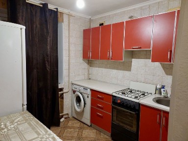 Аренда. Сдам 2-комнатную квартиру, ул. Свистуна 5, метро Масельского