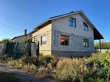 Продаж будинку Яр