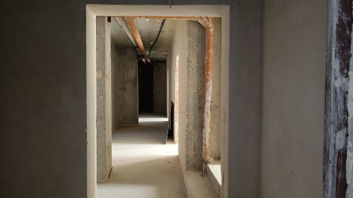 Комерційне приміщення з окремим входом