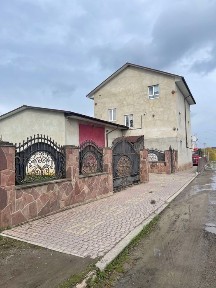 Житловий будинок