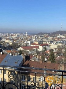 Продаж 3 кімнатної квартири, вулиця Кардинала Гузара