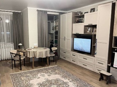 Двокімнатна квартира-студія в елітному будинку на Князя Чорного. Центр