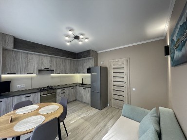 Апартаменти біля міського озера. Вільна з 20.12